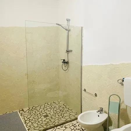 Vicino Aeroporto - Orange Marina