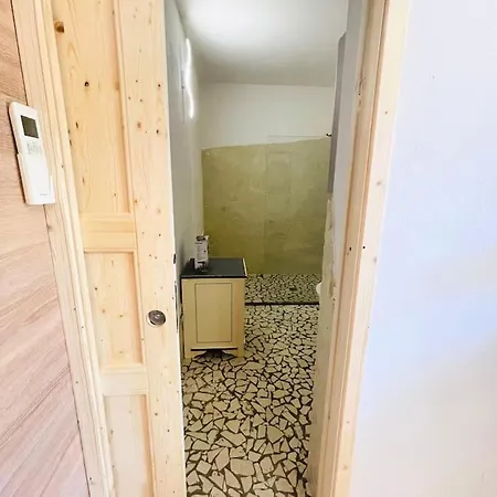 Vicino Aeroporto - Orange Marina