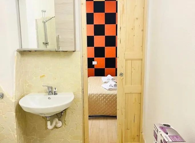 Vicino Aeroporto - Orange Marina * Olbia