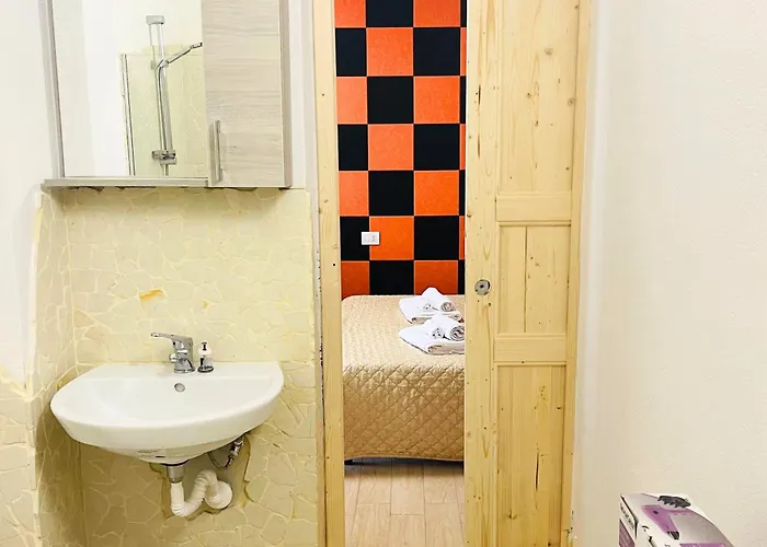 Vicino Aeroporto - Orange Marina Apartment *